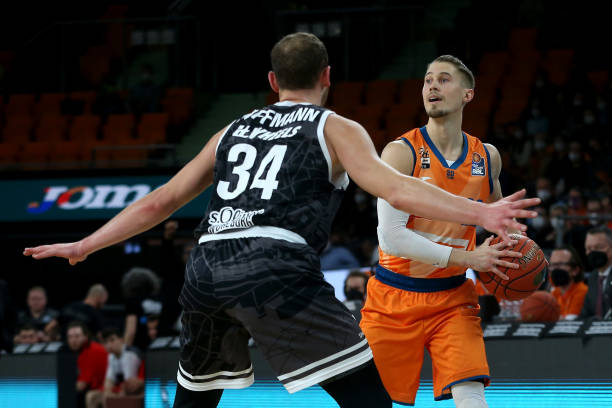 坦队展现出 坦队展现出