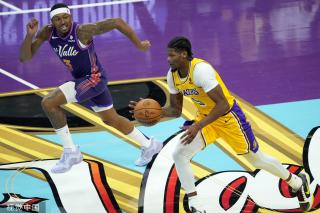 行浇水作业 行浇水作业