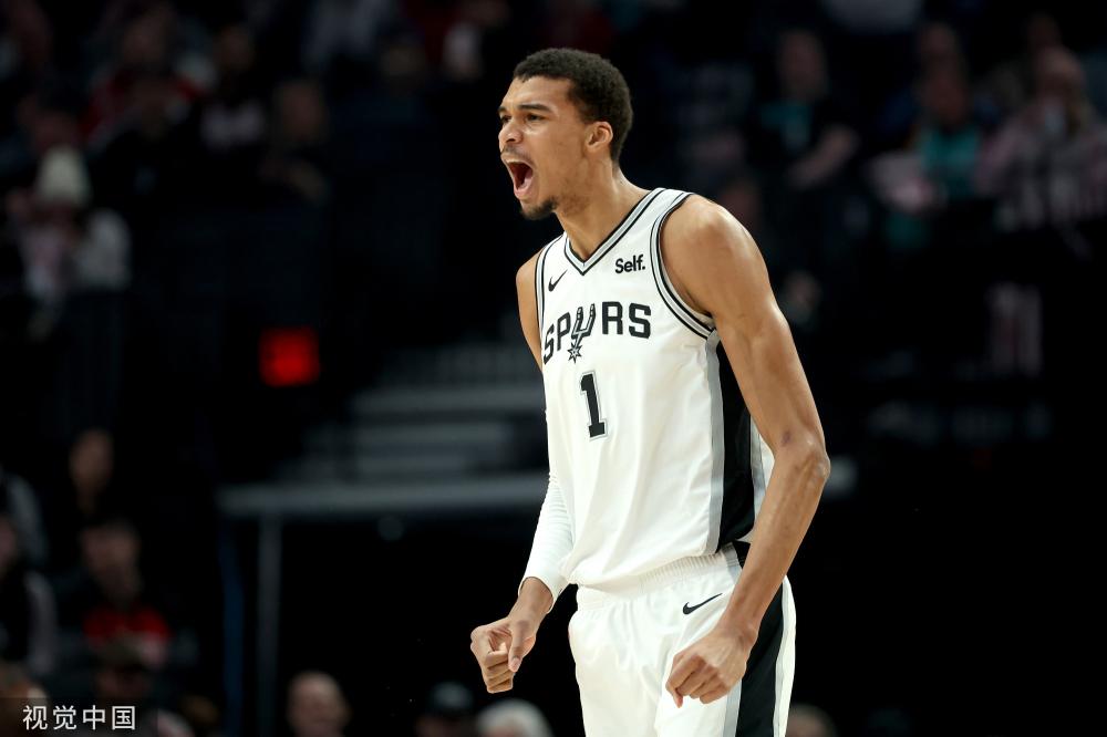 变化发球落 变化发球落