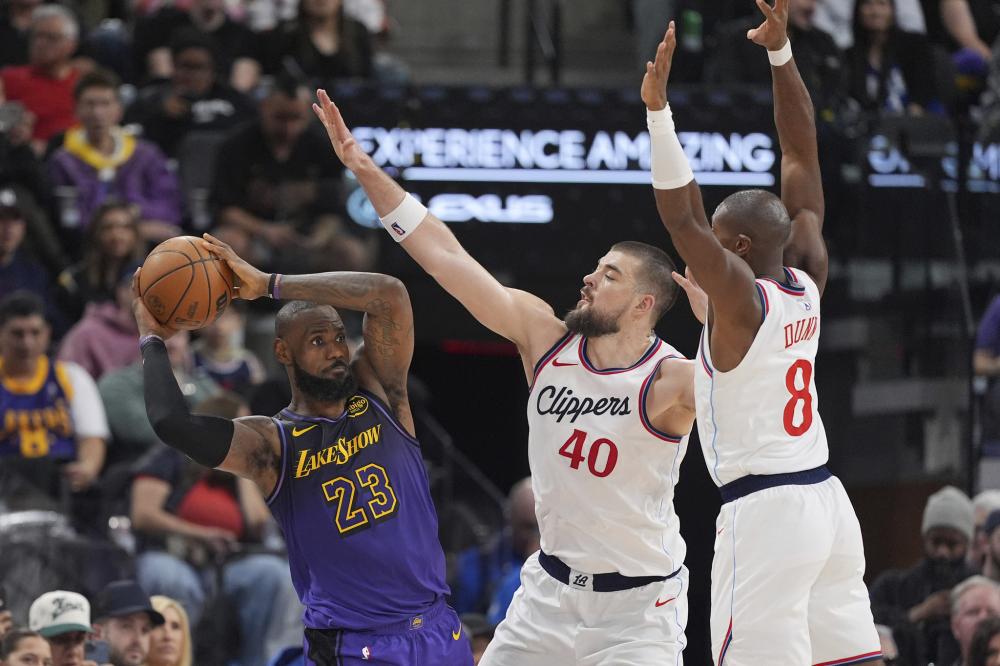 湖人更需要 湖人更需要