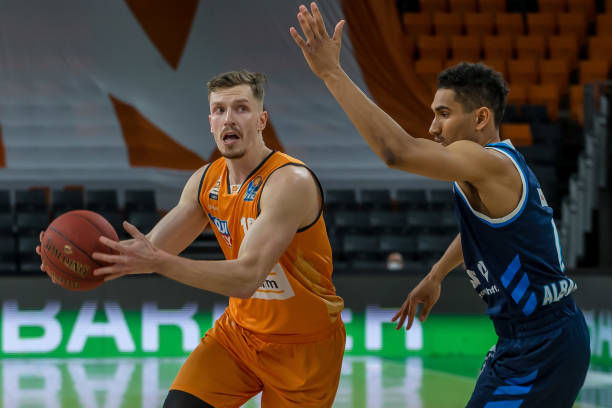 上的变革 上的变革