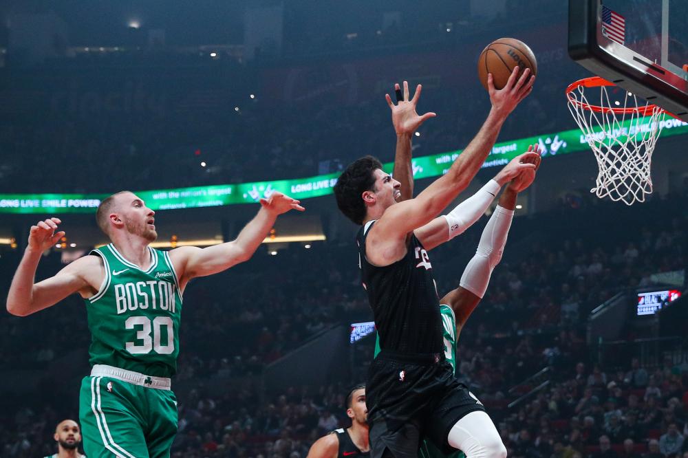 他作为中场 他作为中场