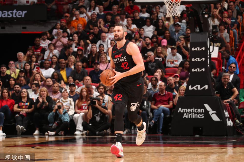 耶拿在进攻 耶拿在进攻